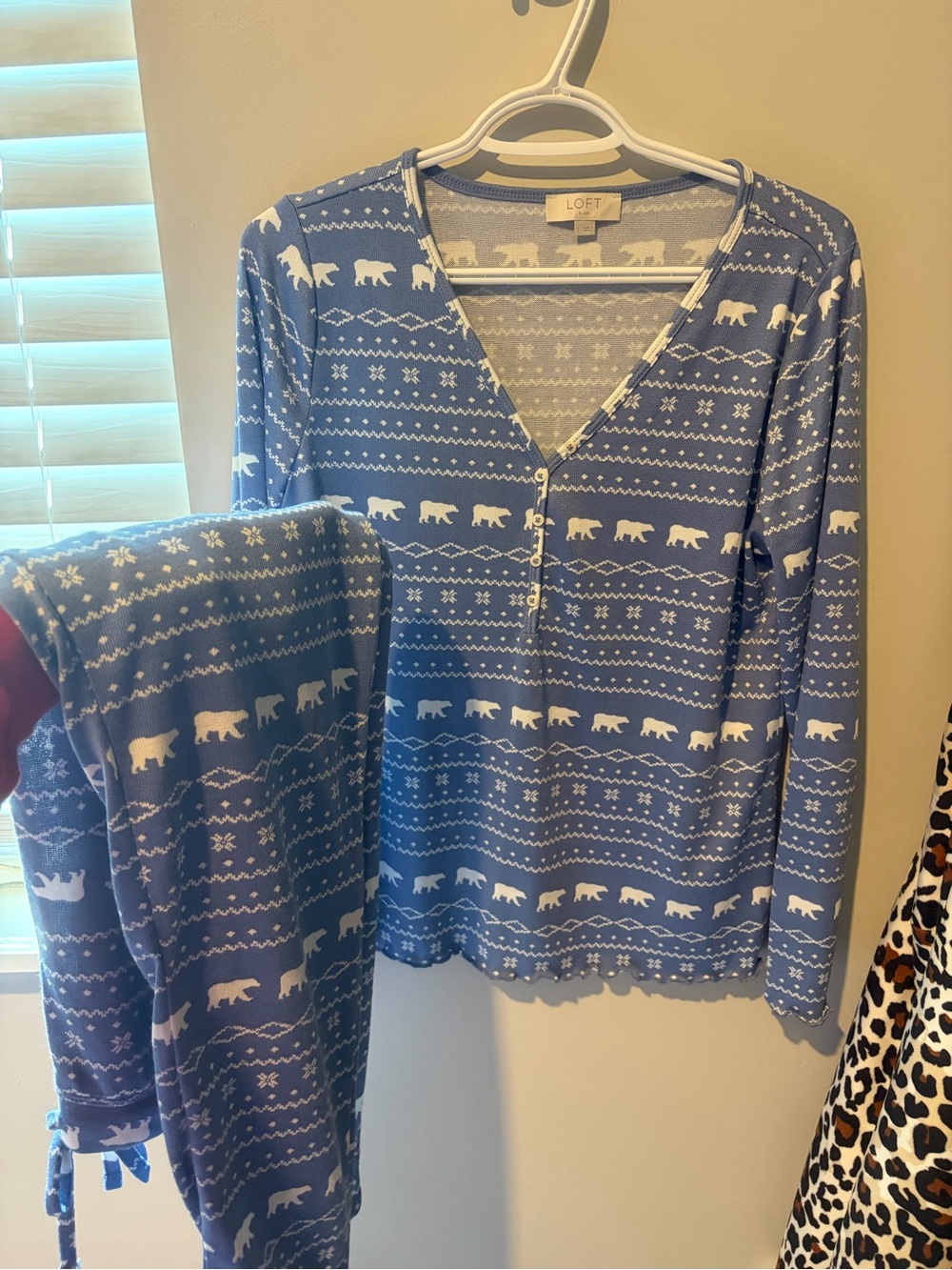 LOFT Blue Polar Bear Print Pajama Set